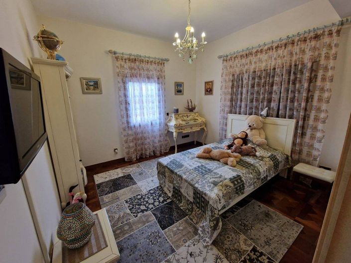 Image No.3-Villa de 5 chambres à vendre à Mesovounia