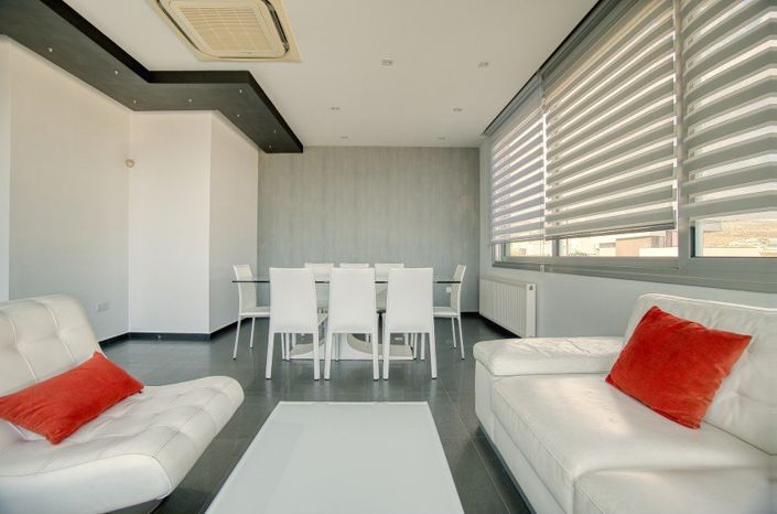 Image No.5-5 Bed Villa for sale