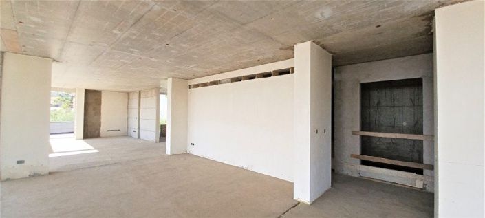 Image No.7-5 Bed Villa for sale