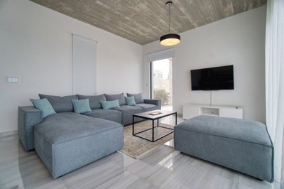 9724108f-eda2-46fb-bdb0-75eb36f380f2