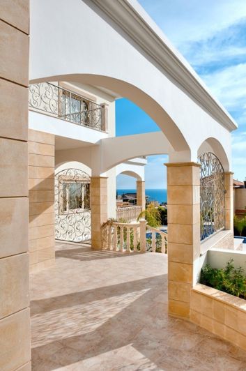 Image No.2-4 Bed Villa for sale