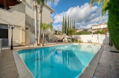 12cc2ff9-c315-43de-af5a-05502116aa9f