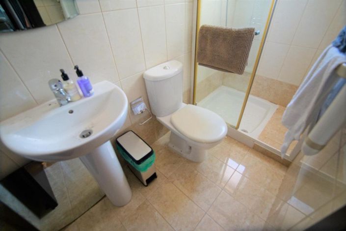 Image No.10-Villa de 3 chambres à vendre à Empa