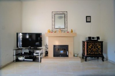 560dcde5-e08d-4af6-ba66-de3594d83452