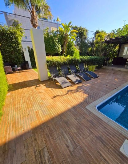 Image No.2-4 Bed Villa for sale