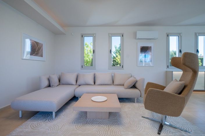 Image No.5-4 Bed Villa for sale