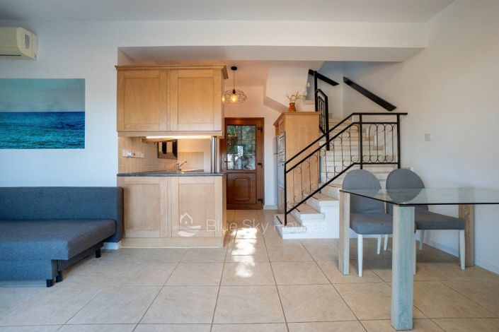 Image No.4-2 Bed Villa for sale