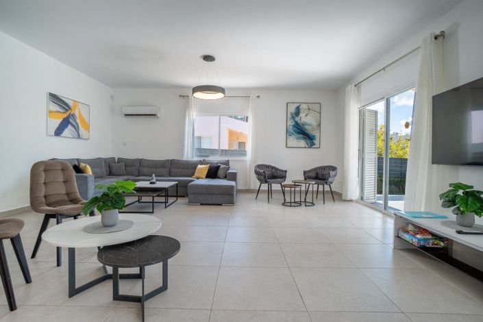 Image No.4-3 Bed Villa for sale