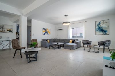 48de755e-186c-4441-bfc8-a2f761cd5152