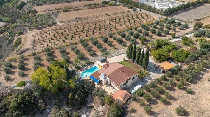 Image No.2-3 Bed Villa for sale