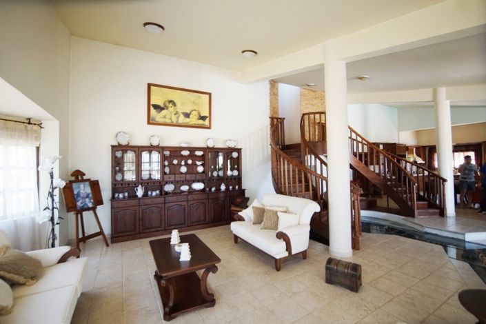 Image No.9-3 Bed Villa for sale