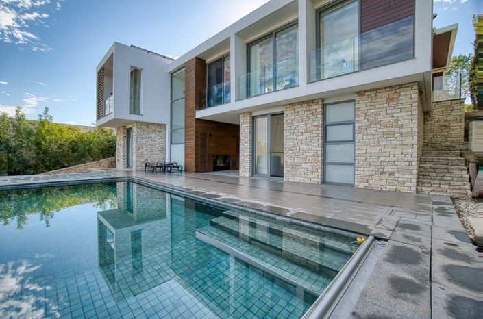 Image No.3-4 Bed Villa for sale