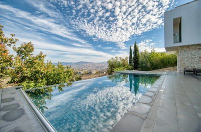 ed833009-42ae-4a74-aba3-2e4e954087d1