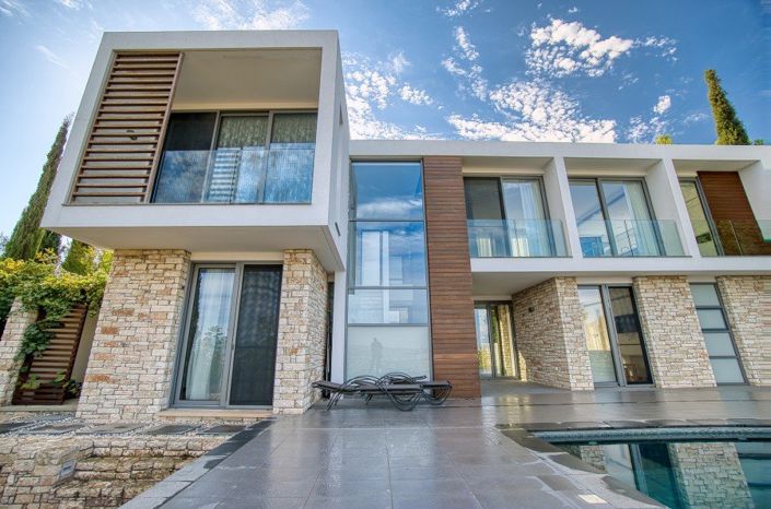 Image No.7-4 Bed Villa for sale