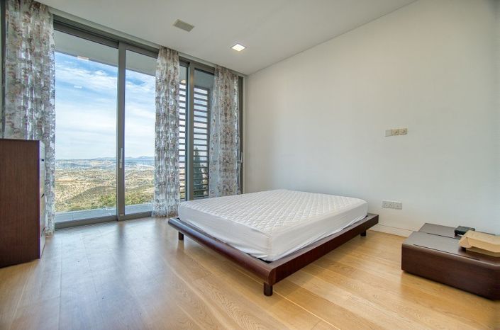 Image No.9-4 Bed Villa for sale