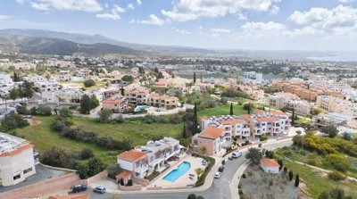 ec8be247-d5f7-4d77-858d-80c6aaa38b16