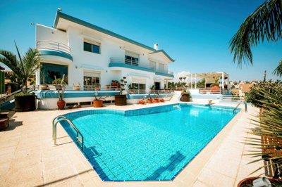 8919d9fd-da7d-41dd-8a56-31c54a51f6f5