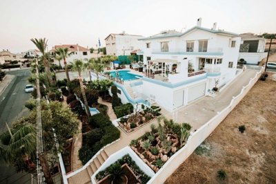 5f6846e6-adb5-4af0-9686-4b4653c8d874