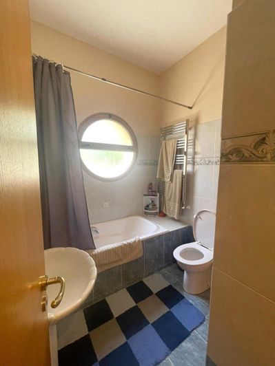 Image No.10-4 Bed Villa for sale