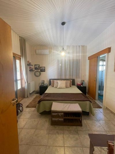 Image No.3-4 Bed Villa for sale