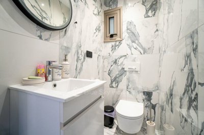 29e213c8-a79b-46e6-aa35-cc938502cbd4