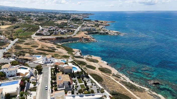 Image No.2-3 Bed Villa for sale