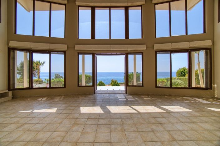 Image No.2-3 Bed Villa for sale