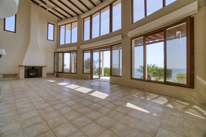 Image No.8-3 Bed Villa for sale