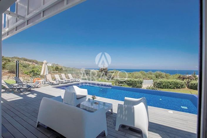 Image No.2-6 Bed Villa for sale