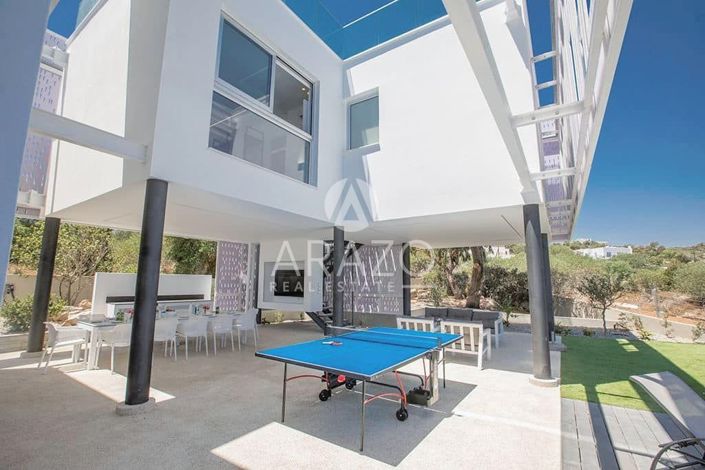 Image No.3-6 Bed Villa for sale