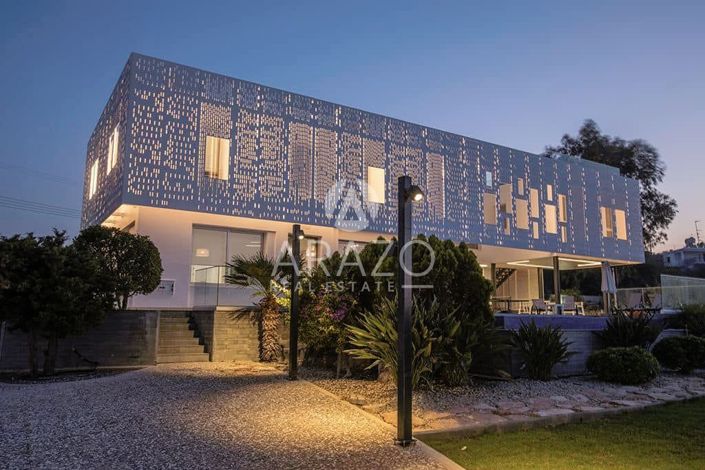 Image No.4-6 Bed Villa for sale