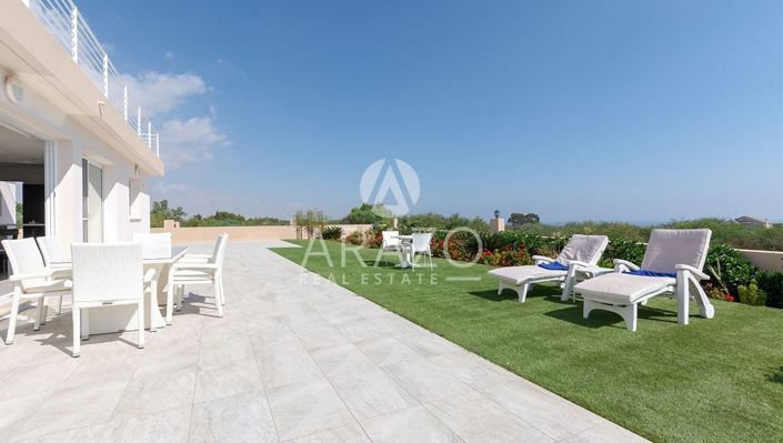 Image No.10-Villa de 4 chambres à vendre à Protaras