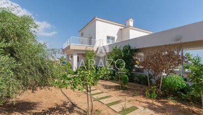 2c9f3f26-f659-4430-bc8f-ddd39d041441