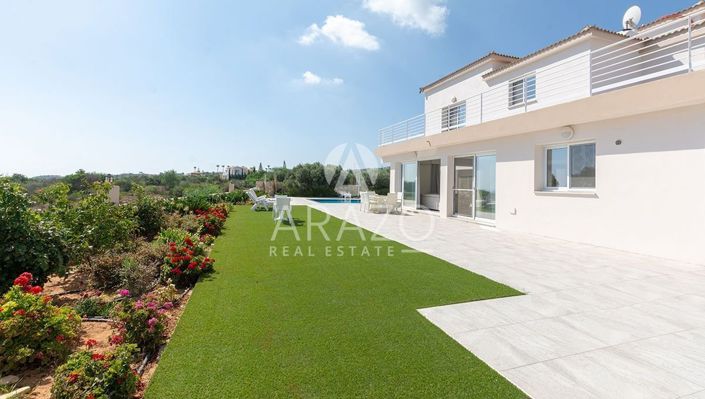 Image No.3-Villa de 4 chambres à vendre à Protaras