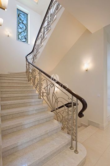 Image No.13-6 Bed House for sale