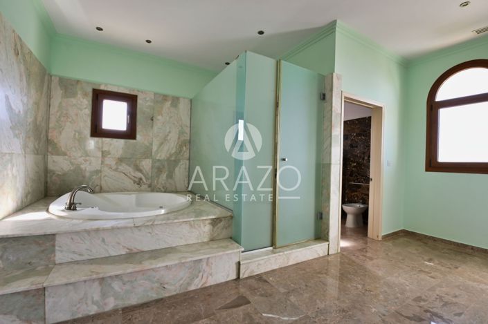 Image No.30-Villa de 5 chambres à vendre à Protaras