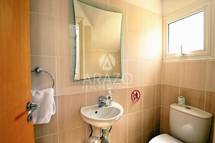 Image No.8-Propriété de 3 chambres à vendre à Pernera