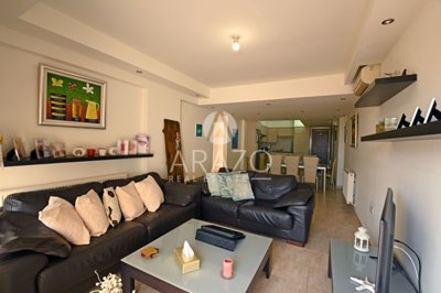 d5674da4-858a-446b-9e17-d9a980fbb1a9