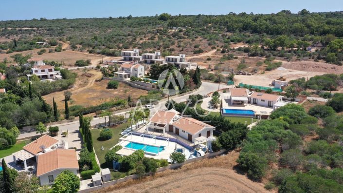 Image No.15-Propriété de 4 chambres à vendre à Protaras