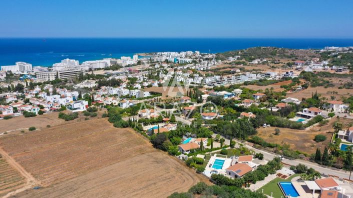 Image No.18-Propriété de 4 chambres à vendre à Protaras