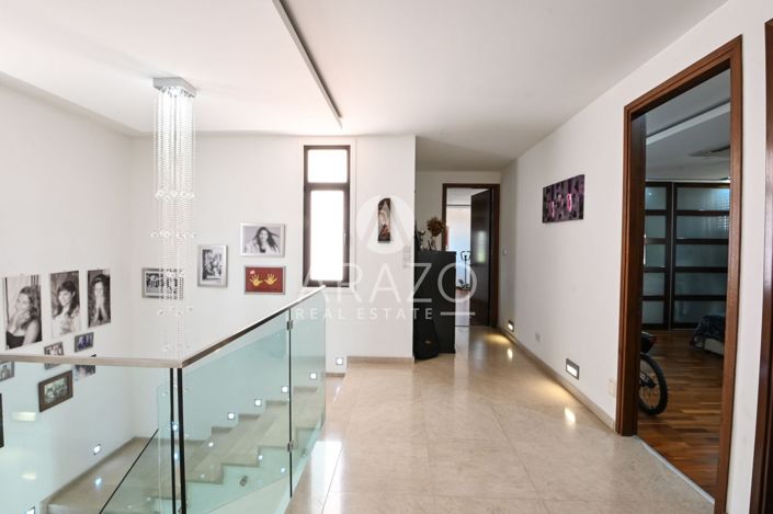 Image No.14-Villa de 6 chambres à vendre à Dromolaxia