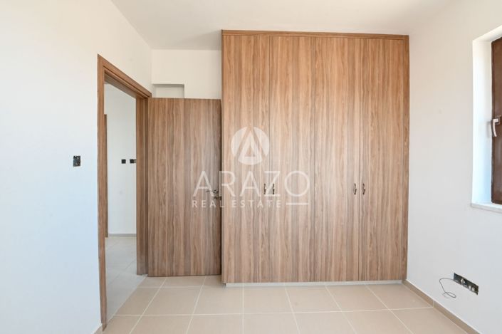 Image No.14-3 Bed Property for sale