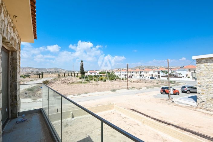 Image No.16-3 Bed Property for sale