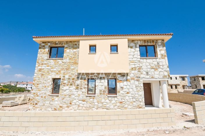 Image No.18-3 Bed Property for sale