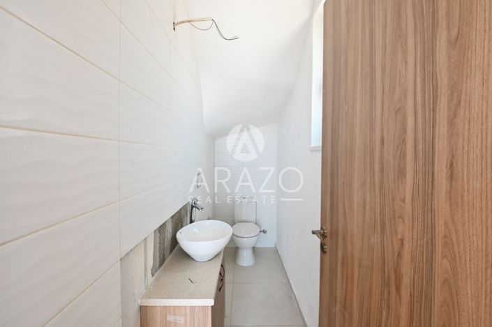 Image No.4-3 Bed Property for sale