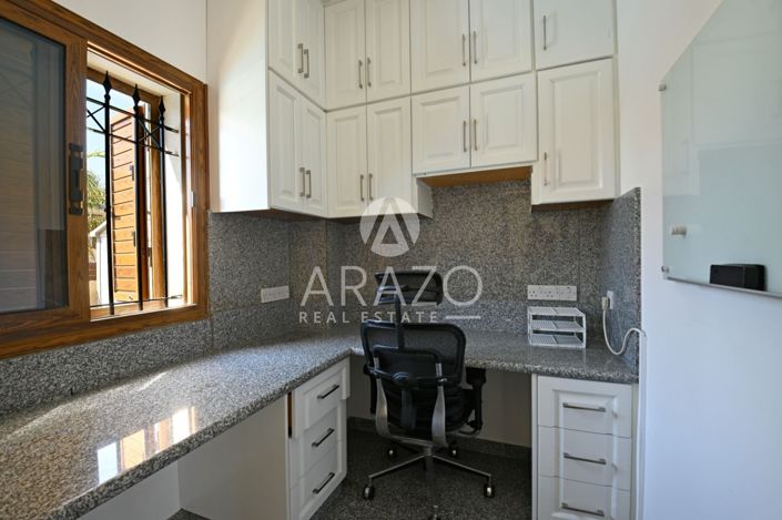 Image No.6-3 Bed Property for sale