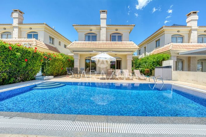 Image No.29-3 Bed Property for sale