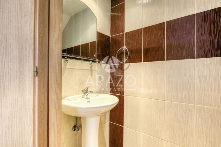 Image No.7-2 Bed Property for sale