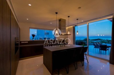 5e0cd5ea-2c29-4818-86de-1b30290f3b46