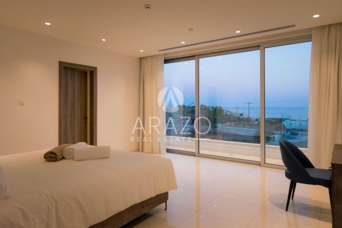 Image No.20-3 Bed Property for sale